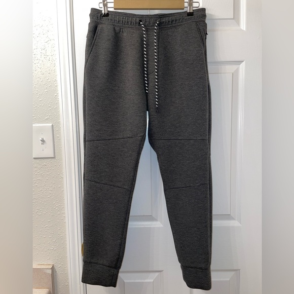 American Eagle Outfitters Other - AMERICAN EAGLE men’s size MEDIUM